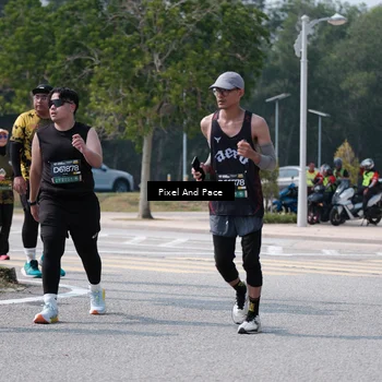 Runner Photo 6189390