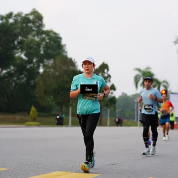 Runner Photo 6189393