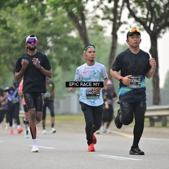 Runner Photo 6189398