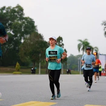 Runner Photo 6189399