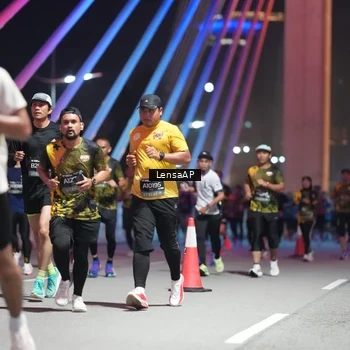 Runner Photo 6189414