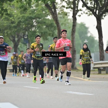 Runner Photo 6189422