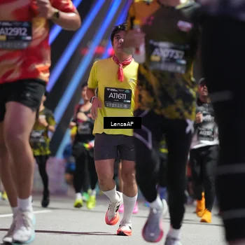 Runner Photo 6189426
