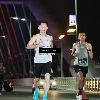 Runner Photo 6189435