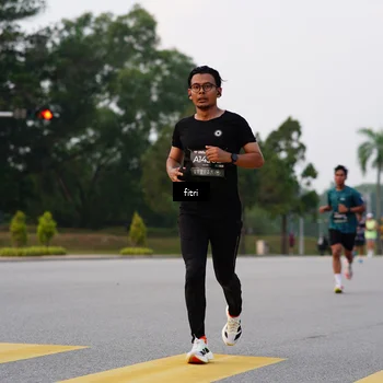 Runner Photo 6189439