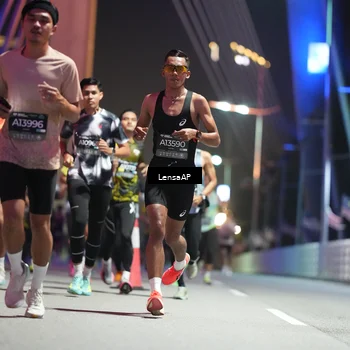 Runner Photo 6189496