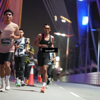 Runner Photo 6189535