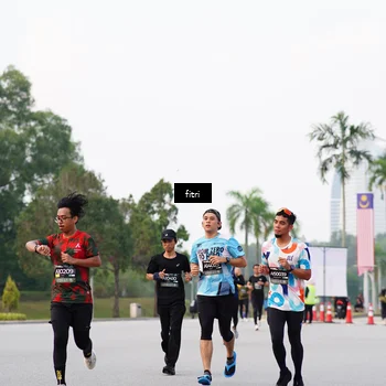 Runner Photo 6189610