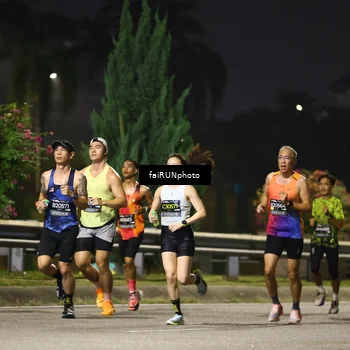 Runner Photo 6189623