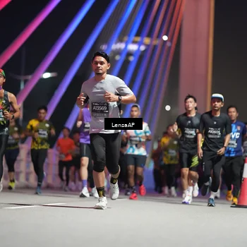 Runner Photo 6189642