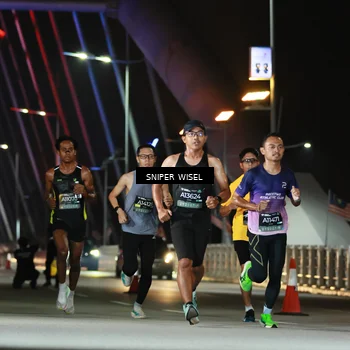 Runner Photo 6189670