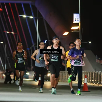 Runner Photo 6189672