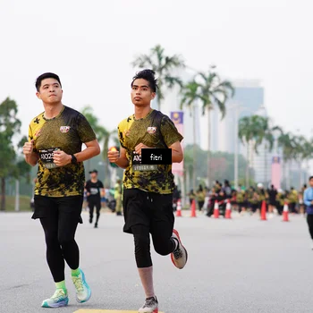 Runner Photo 6189676