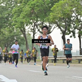 Runner Photo 6189702