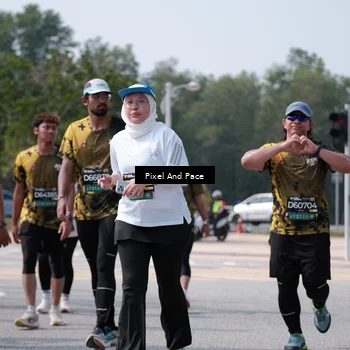 Runner Photo 6189704