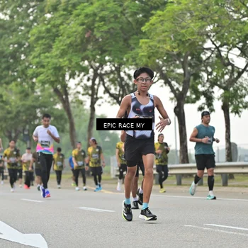 Runner Photo 6189726