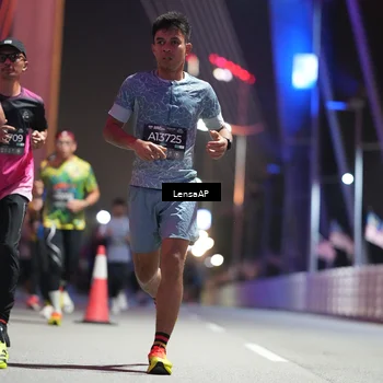 Runner Photo 6189743