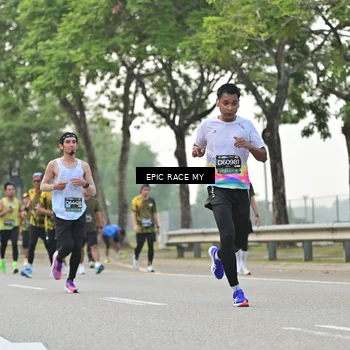Runner Photo 6189752