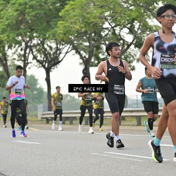 Runner Photo 6189754