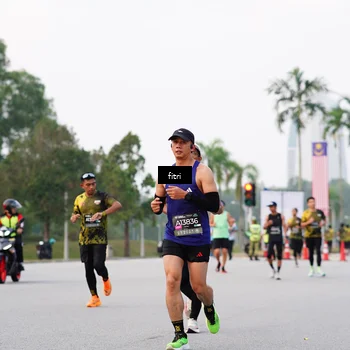 Runner Photo 6189755