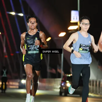 Runner Photo 6189760