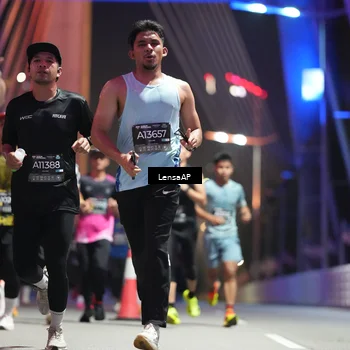 Runner Photo 6189770