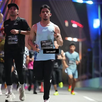 Runner Photo 6189779