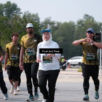 Runner Photo 6189805