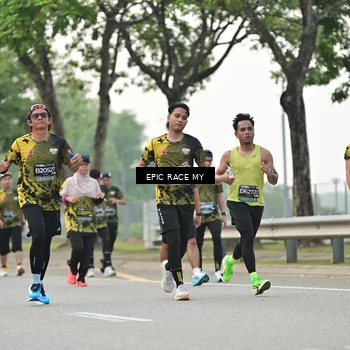 Runner Photo 6189819