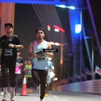 Runner Photo 6189830