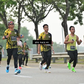 Runner Photo 6189872