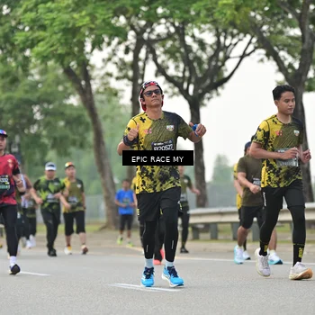 Runner Photo 6189880