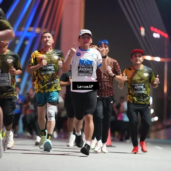 Runner Photo 6189895