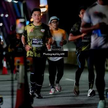 Runner Photo 6189913