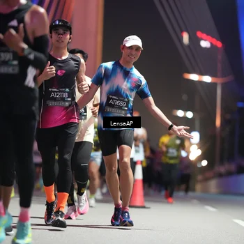Runner Photo 6189935