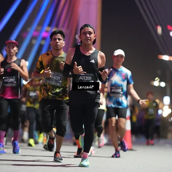 Runner Photo 6189954