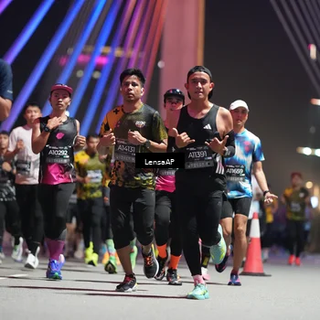 Runner Photo 6189976