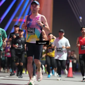 Runner Photo 6190002