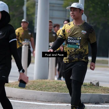 Runner Photo 6190020