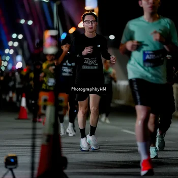 Runner Photo 6190044