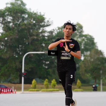 Runner Photo 6190052