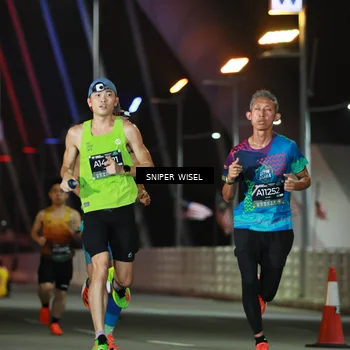 Runner Photo 6190058