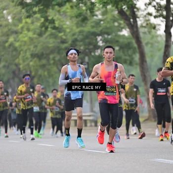 Runner Photo 6190099