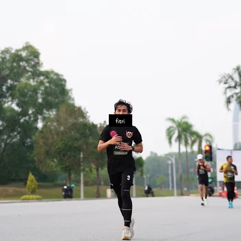 Runner Photo 6190107
