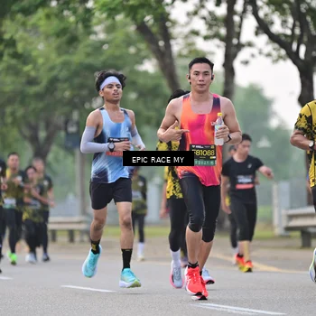 Runner Photo 6190111