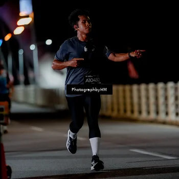 Runner Photo 6190115