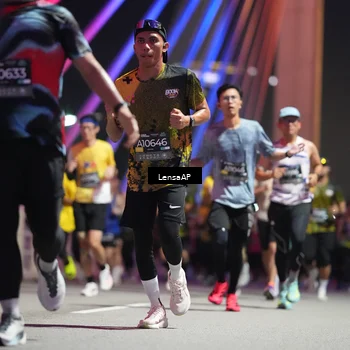 Runner Photo 6190132