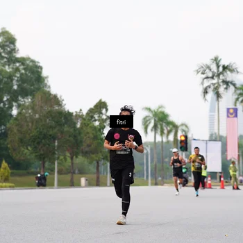 Runner Photo 6190161