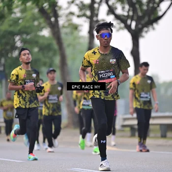 Runner Photo 6190193