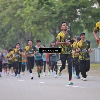 Runner Photo 6190202